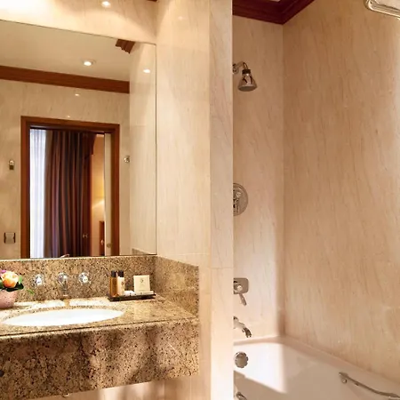 Horset Opera, Western Premier Collection 4* Paris