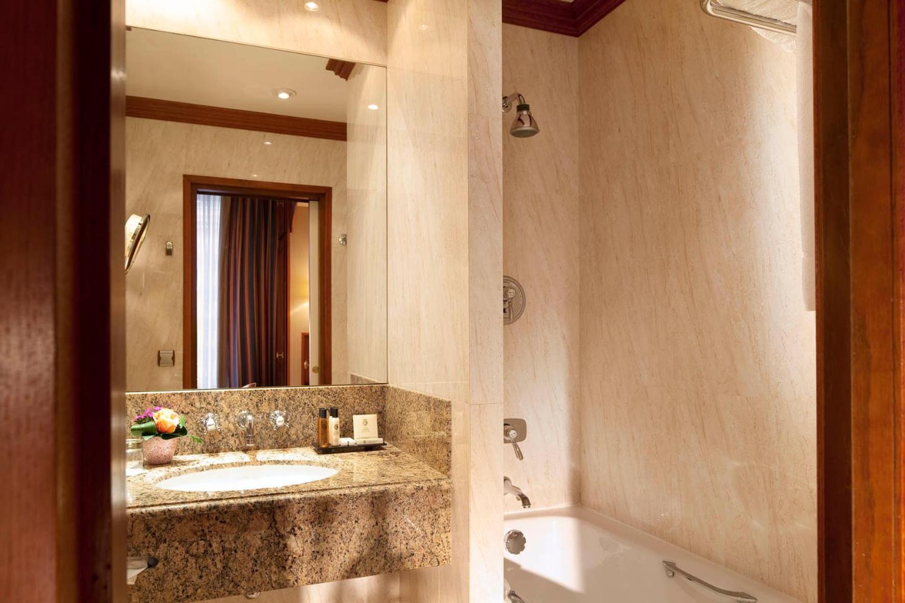 Horset Opera, Western Premier Collection 4* Paris